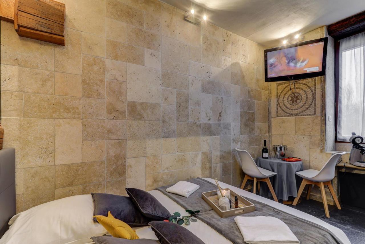 Apartment Sous Mon Toi Topdestination-dijon - Sauna & Jacuzzi - Classe 3 Etoiles *