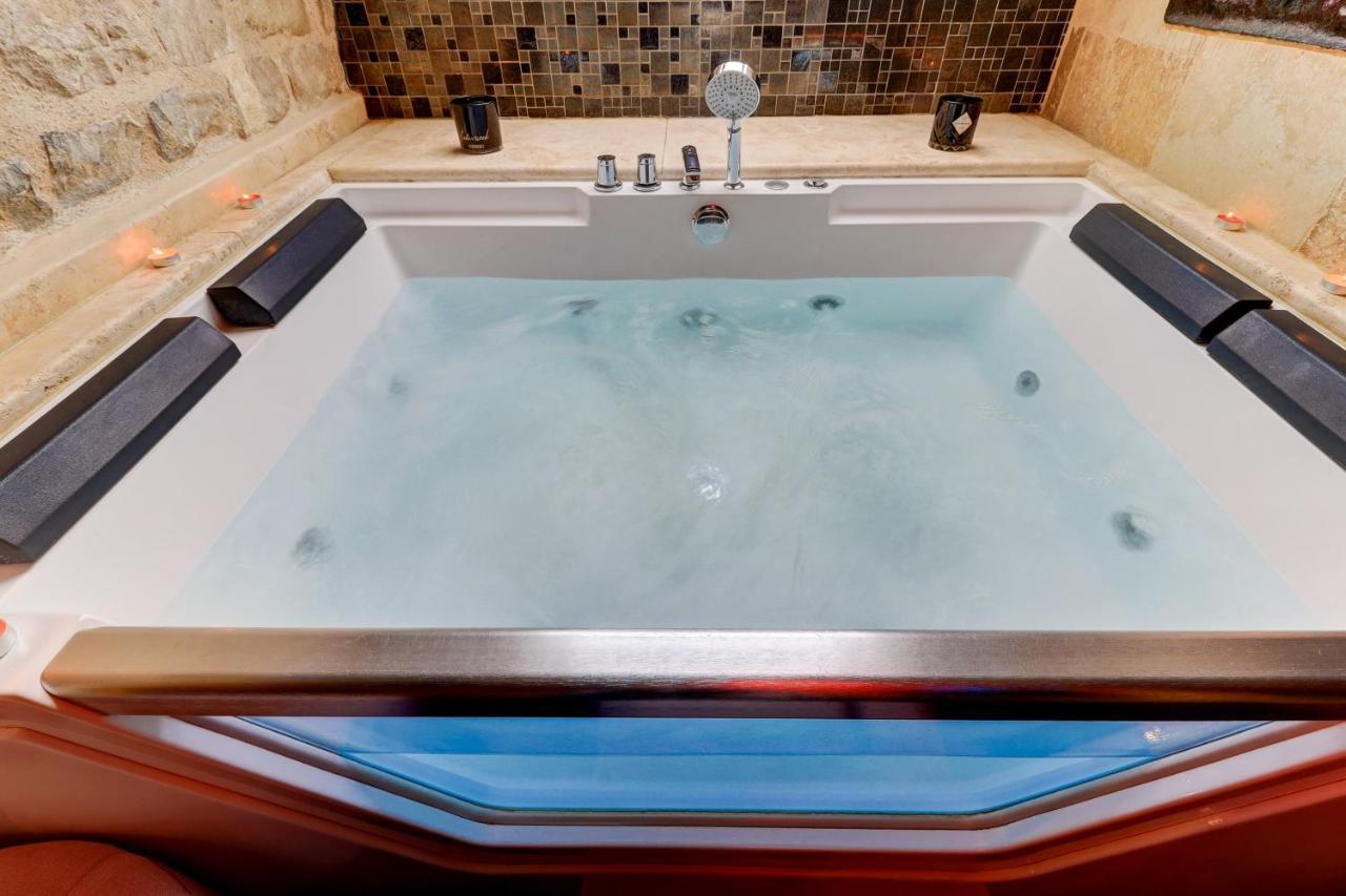 Sous Mon Toi Topdestination-dijon - Sauna & Jacuzzi - Classe 3 Etoiles Dijon